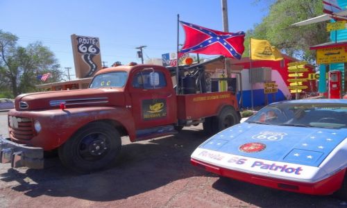 Zdjcie USA / Arizona / Seligman - Route 66 / Route 66 AUTKA - Pan Krl i Zomek