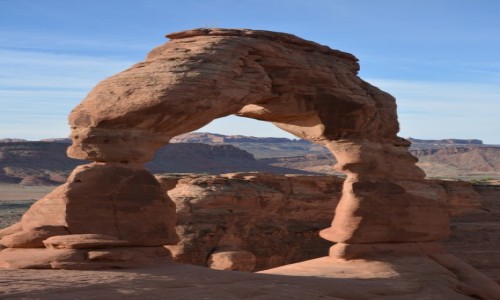 Zdjecie USA / Utah / Park Narodowy Arches / pod olbrzymem