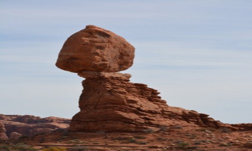 Zdjecie USA / Utah / Arches National Park / Balanced Rock – ostaniec