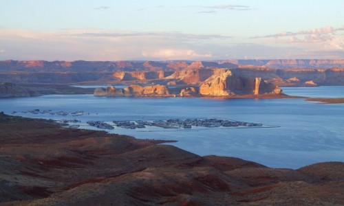 Zdjecie USA / Arizona / Page / Powel Lake wieczorem