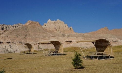 USA / Poudniowa Dakota / Park Narodowy Badlands / Przy Centrum Turystycznym