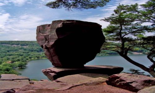 Zdjęcie USA / brak / Wisconsin / Devils Lake State Park / Balanced Rock