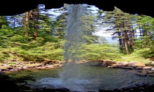 Zdjecie USA / brak / Oregon / Columbia River Gorge / wodospadzik od tylu :)