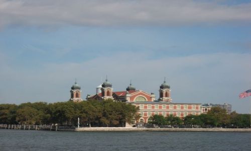 Zdjęcie USA / Nowy Jork / Ellis Island / widziane z promu