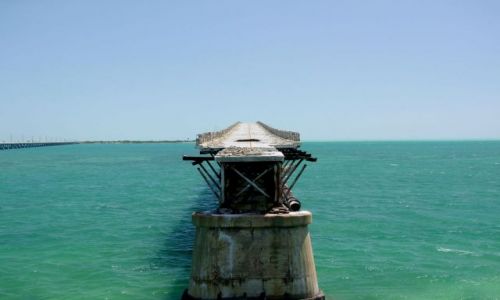 Zdjecie USA / brak / Floryda / archipelag Florida Keys / urwany most