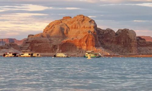Zdjęcie USA / Arizona / Page / Powell Lake o zachodzie słońca