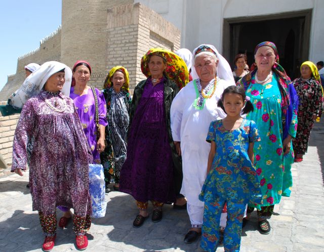 Zdjęcia: Buchara, Buchara, Kobiety z Buchary, UZBEKISTAN Zdjęcia: Buchara, Buchara, Kobiety z Buchary, UZBEKISTAN