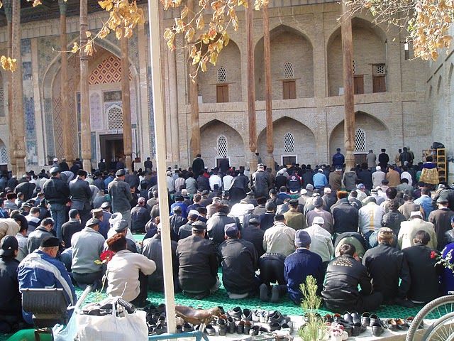 Zdjęcia: Centrum Buchary, Buchara, Poranna modlitwa, UZBEKISTAN Zdjęcia: Centrum Buchary, Buchara, Poranna modlitwa, UZBEKISTAN