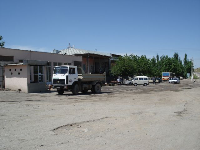 Zdjęcia: na trasie Qarshi - Termez, Południowy Uzbekistan, Drogi Uzbekistanu, UZBEKISTAN Zdjęcia: na trasie Qarshi - Termez, Południowy Uzbekistan, Drogi Uzbekistanu, UZBEKISTAN