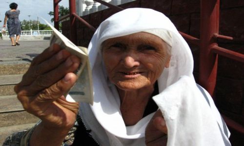 Zdjecie UZBEKISTAN / Samarkanda / Samarkanda / backpacker