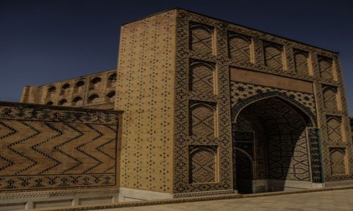 Zdjcie UZBEKISTAN / Samarkanda / Registan / Medresa