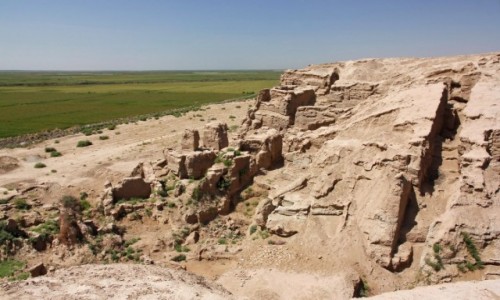 Zdjcie UZBEKISTAN / Surchandaria / Termez / Ruiny Kampyr-Tepe przy granicy z Afganistanem. Aleksandria nad Oksusem?