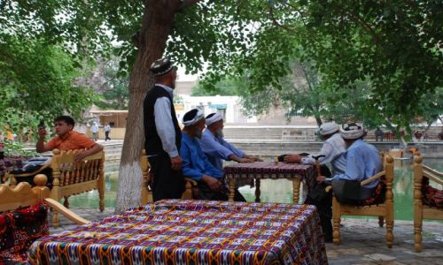Zdjecie UZBEKISTAN / Buchara / Buchara / Spotkanie