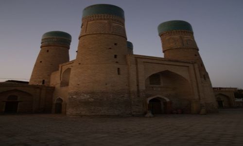 Zdjęcie UZBEKISTAN / brak / Uzbekistan / Buchara / Char Minar