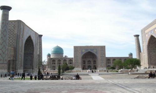Zdjęcie UZBEKISTAN / Wilojat Samarkandy / Samarkanda - Registan / Registan