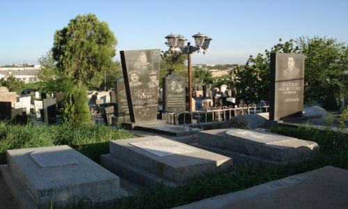 Zdjecie UZBEKISTAN / Wilojat Samarkandy / Samarkanda / Żydowski cmentarz w Samarkandzie