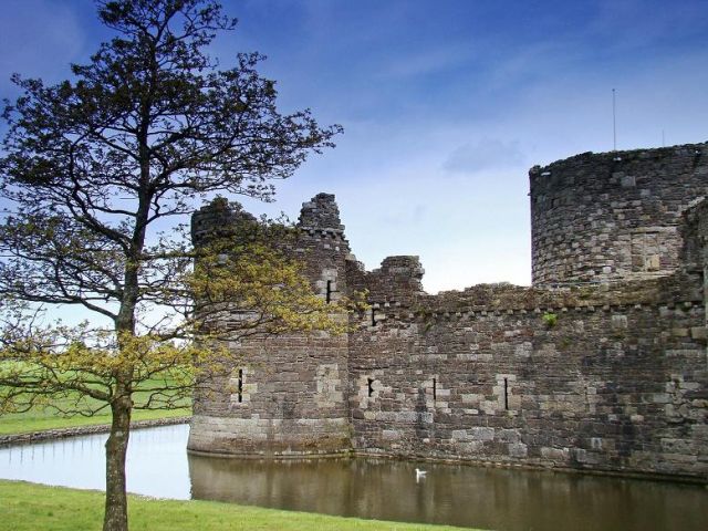 Zdjęcia: Beaumaris , North West- Welsh, Beaumaris Castle, WALIA Zdjęcia: Beaumaris , North West- Welsh, Beaumaris Castle, WALIA