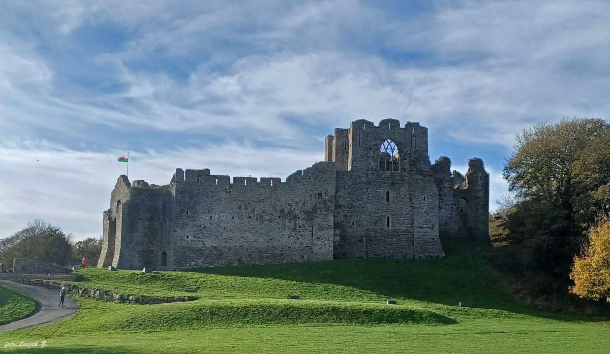 Zdjęcia: Południowe wybrzeże Walii., Zachodnia zatoka Swansea., Mumbles - zamek Oystermouth., WALIA Zdjęcia: Południowe wybrzeże Walii., Zachodnia zatoka Swansea., Mumbles - zamek Oystermouth., WALIA