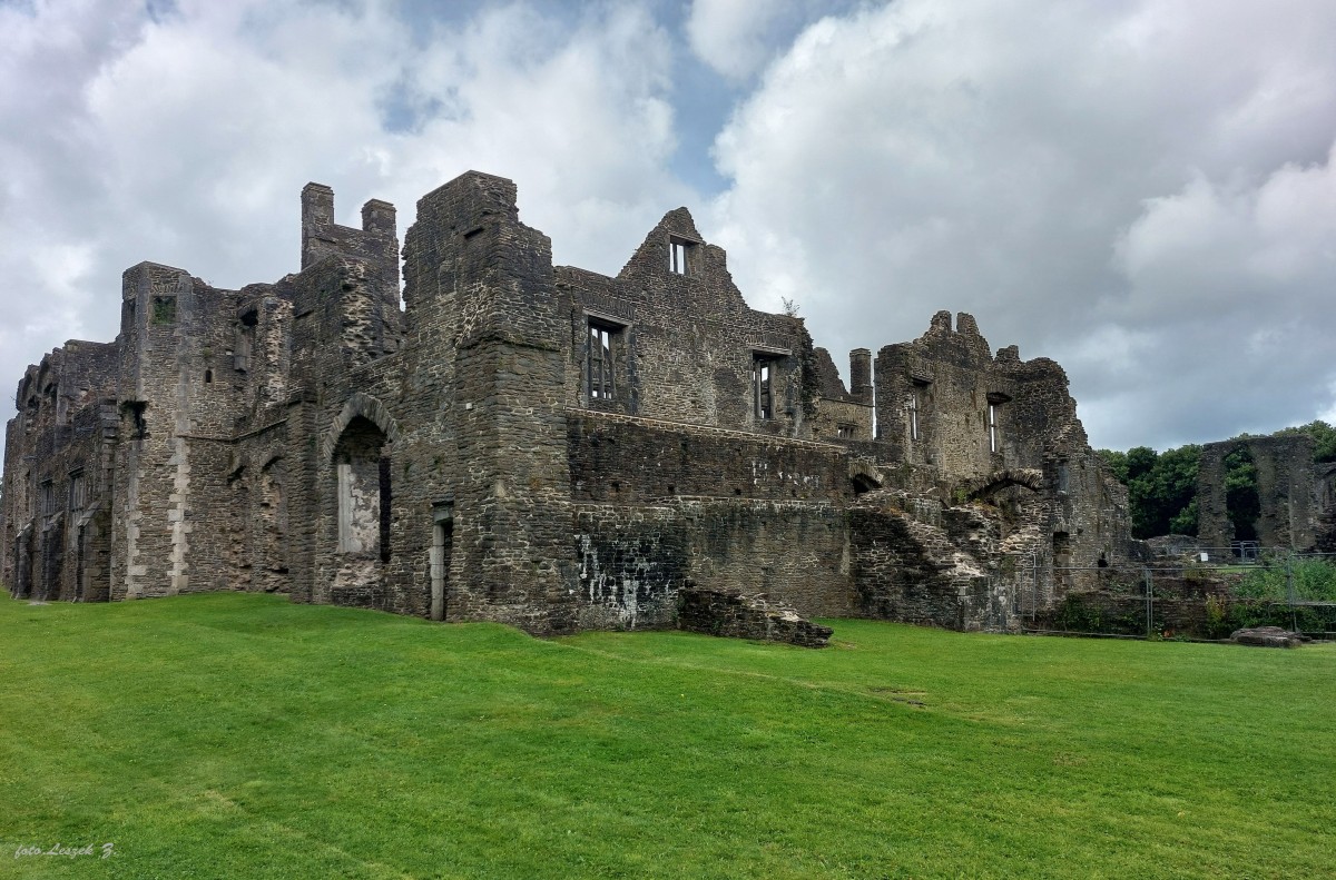 Zdjęcia: Neath Abbey., Południowa Walia., Ruiny opactwa Neatch., WALIA Zdjęcia: Neath Abbey., Południowa Walia., Ruiny opactwa Neatch., WALIA