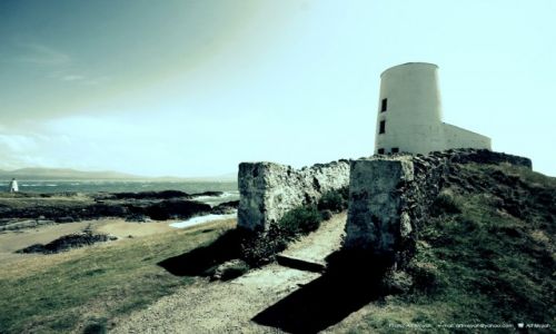 Zdjecie WALIA / Anglesey / Wyspa Llandwyn Inys / Dalekie swiatla
