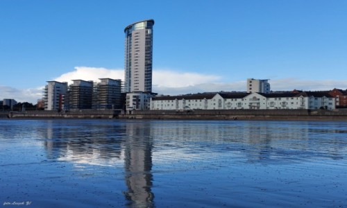 Zdjecie WALIA / Swansea. / Swansea Bay. / witeczne zrzucanie kalorii - Swansea - Wiea, Meridian Quay.