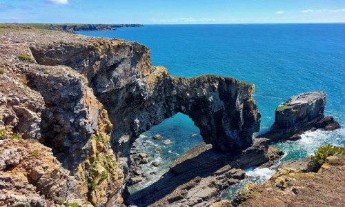 Zdjcie WALIA / Park Narodowy Pembrokeshire Coast. / Green Bridge of Wales / Pembrokshire Green 