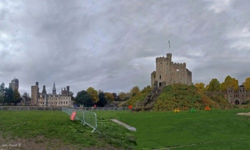 Zdjcie WALIA / Cardiff. / Cardiff. / Normandzki zamek w stylu wiktoriaskiego gotyku.
