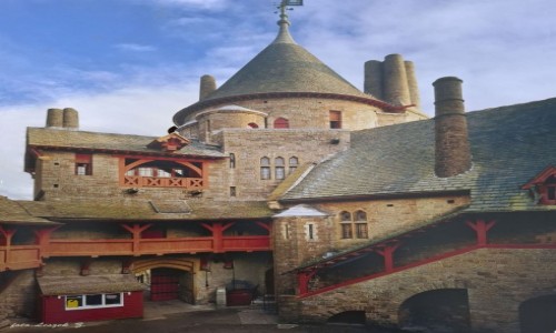 WALIA / okolice Cardiff. / Tongwynlais. / Neogotycki Zamek Coch.