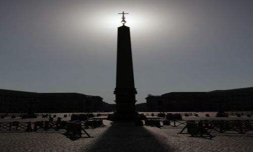 Zdjęcie WATYKAN / Lacjum / Plac Św. Piotra / Obelisk
