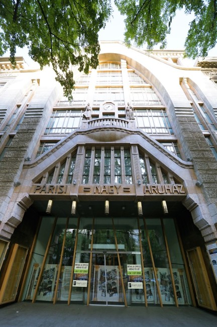 Zdj cia: VII Dzielnica, Budapeszt, Paryski dom towarowy z barem na dachu, WĘGRY Zdj cia: VII Dzielnica, Budapeszt, Paryski dom towarowy z barem na dachu, WĘGRY