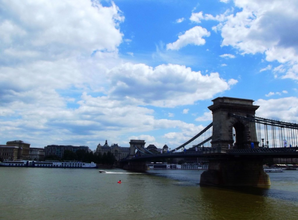 Zdjęcia: Budapeszt, Węgry, most łączący Buda i Peszt, WĘGRY Zdjęcia: Budapeszt, Węgry, most łączący Buda i Peszt, WĘGRY