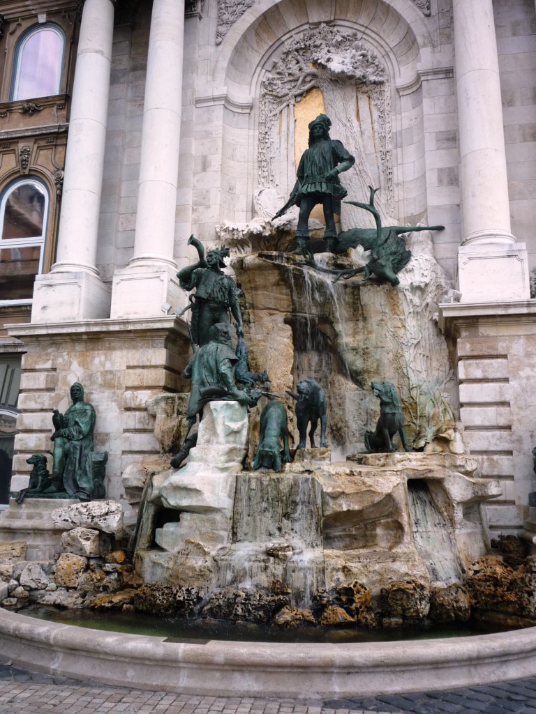 Zdjęcia: Budapeszt, Budapeszt,  Na Wzgórzu Zamkowym (Vár-hegy), WĘGRY Zdjęcia: Budapeszt, Budapeszt,  Na Wzgórzu Zamkowym (Vár-hegy), WĘGRY