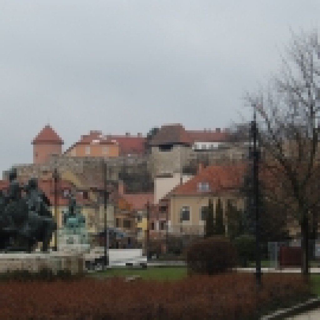 Zdjęcia: eger, pogórze bukowe, miasto, WĘGRY Zdjęcia: eger, pogórze bukowe, miasto, WĘGRY