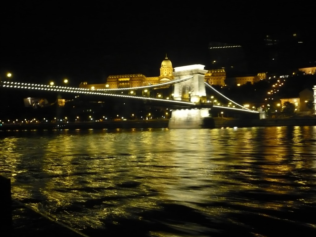 Zdjęcia: Budapeszt, Budapeszt, Nocny rejs, WĘGRY Zdjęcia: Budapeszt, Budapeszt, Nocny rejs, WĘGRY