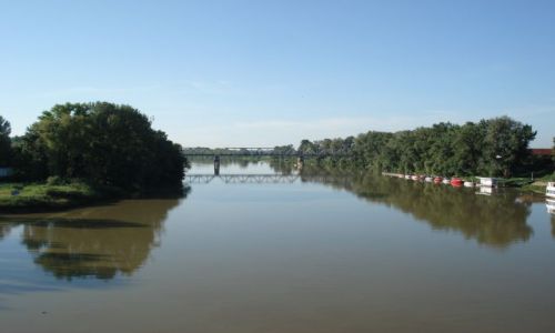 Zdjęcie WĘGRY / - / TOKAJ / RZEKA BODROG