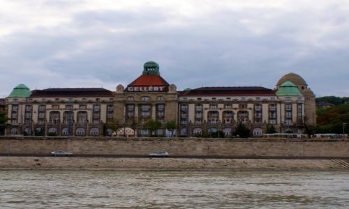 Zdjcie WGRY / - / Budapeszt / Hotel Gellert...od strony Dunaju