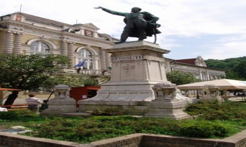 Zdjęcie WĘGRY / Miskolc - Tokaj / Miskolc / Pomnik Lajosa Kossutha