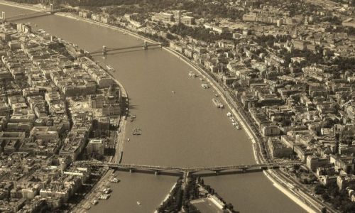Zdjecie WGRY / Budapeszt / Budapeszt / Budapeszt z okna samolotu