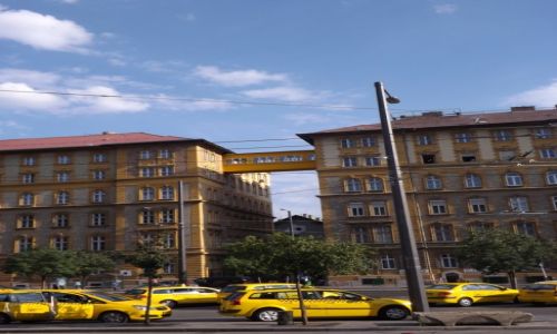 Zdjecie W�GRY / Europa / Budapeszt / S�oneczne taks�wki Budapesztu