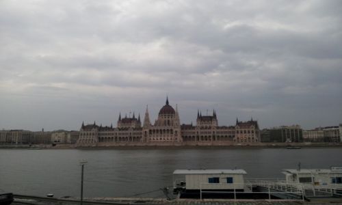 Zdjecie WGRY / pnoc kraju / Budapeszt / widok na parlament 