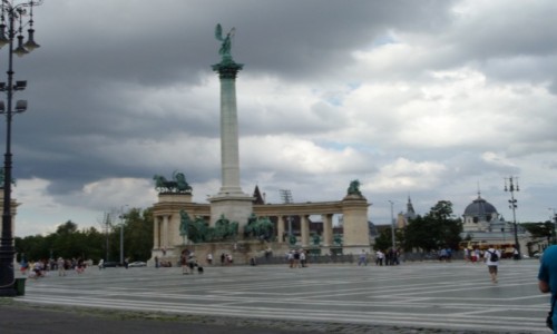 Zdjęcie WĘGRY / - / Budapeszt / Plac Bohaterów, Budapeszt