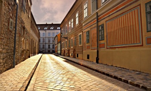 Zdjecie WGRY / - / Budapeszt / Zota i cicha uliczka