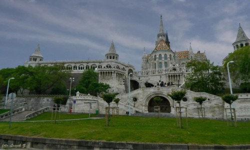 Zdjęcie WĘGRY / Budapeszt. / Dzielnicy Várkerület. / Budapeszt - Baszta Rybacka.