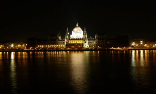 Zdjecie WGRY / Wgry-stolica / Parlament w Budapeszcie / Budapesztaski Parlament noc