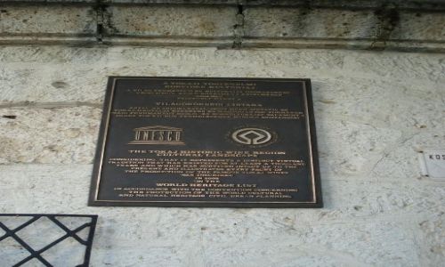 Zdjęcie WĘGRY / Borsod-Abauj-Zemplen / Tokaj / Tablica UNESCO
