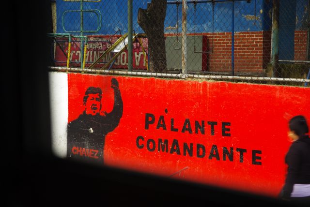 Zdjęcia: Caracas, Miranda, Chavez ponad wszystko..., WENEZUELA Zdjęcia: Caracas, Miranda, Chavez ponad wszystko..., WENEZUELA
