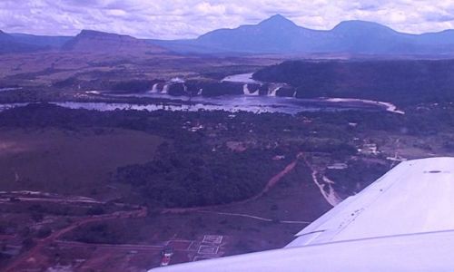 Zdjęcie WENEZUELA / Gran Sabana / W 10 osobowym samolocie / Wenezuela - z lotu ptaka