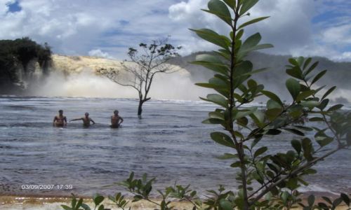 Zdjecie WENEZUELA / Canaima / Canaima / laguna 2