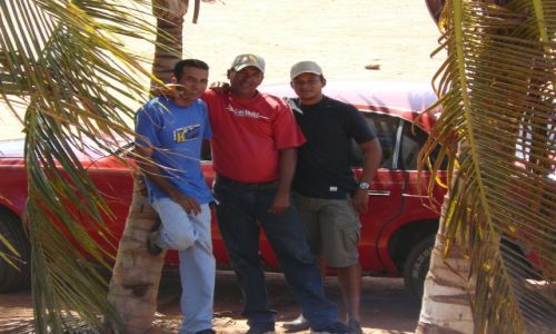 Zdjecie WENEZUELA / brak / nie daleko puerta de araya / tres amigos