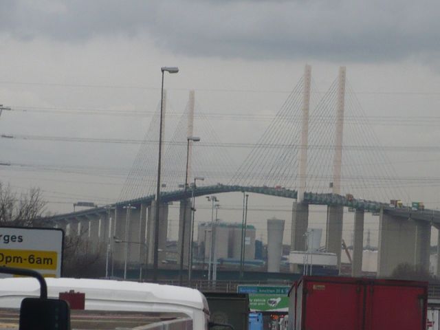 Zdjęcia: Queens Elisabeth Bridge, Anglia/Kent, Dartford crossing, WIELKA BRYTANIA Zdjęcia: Queens Elisabeth Bridge, Anglia/Kent, Dartford crossing, WIELKA BRYTANIA